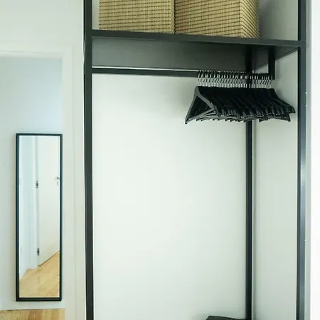 Alfama Riverside Apartment *